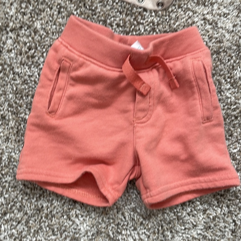 Worn one time cute outfit - Picture 2 of 3